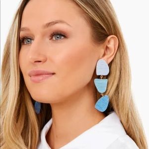 Harbor blue callan drop earrings